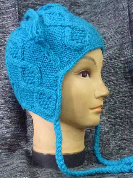 Cable knit turq sherpa hat