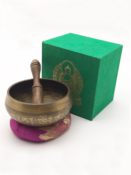 Tibetan singing bowl gift set