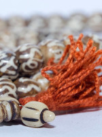 Bone mala ohm